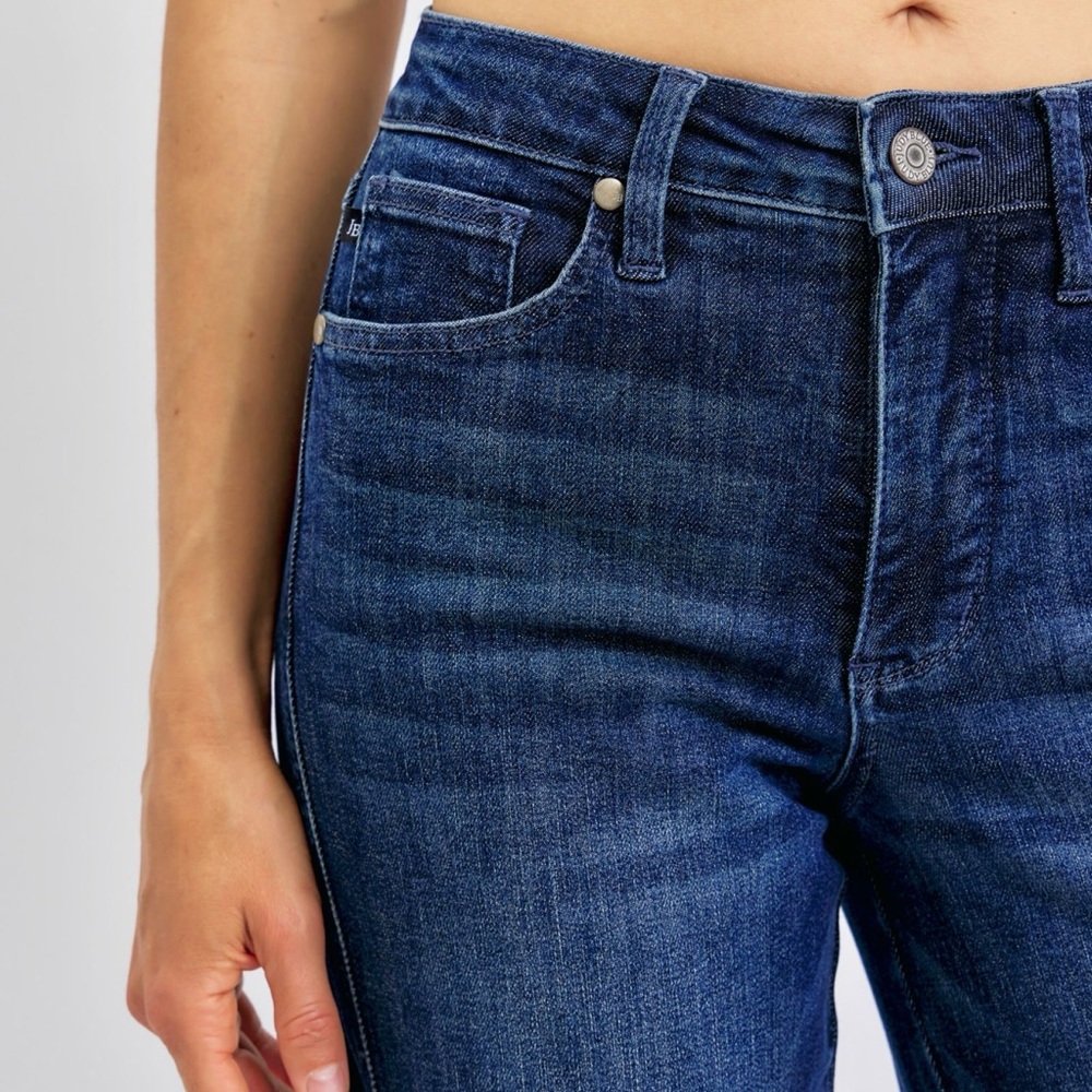 Judy Blue Full Size Tummy Control Straight Jeans Plus Size - Picture 7 of 9